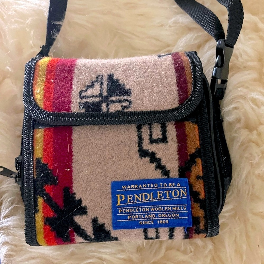NWT Pendleton CD/ DVD Case Bag Tribal Bohemian